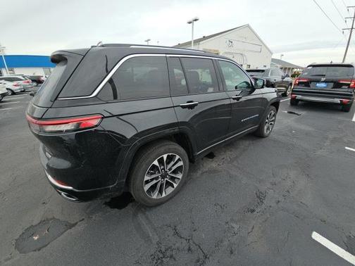 2023 Jeep Grand Cherokee 4xe Overland