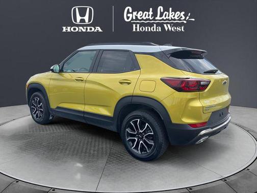 Nitro Yellow Metallic 2024 Chevrolet Trailblazer ACTIV