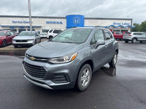 Satin Steel Metallic 2019 Chevrolet Trax LT