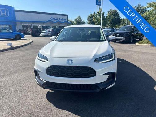 Platinum White Pearl 2025 Honda HR-V LX