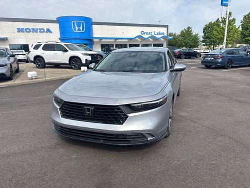 Solar Silver Metallic 2024 Honda Accord EX