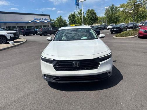 Platinum White Pearl 2023 Honda Accord Hybrid Touring