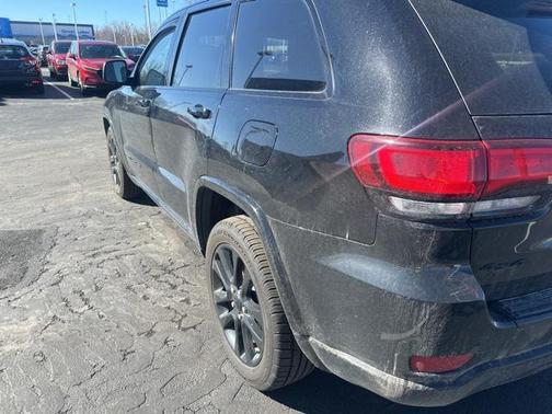 2017 Jeep Grand Cherokee Altitude