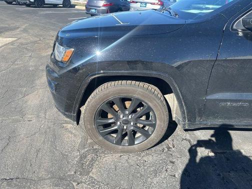 2017 Jeep Grand Cherokee Altitude