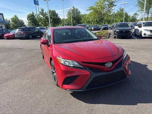 Ruby Flare Pearl 2019 Toyota Camry SE