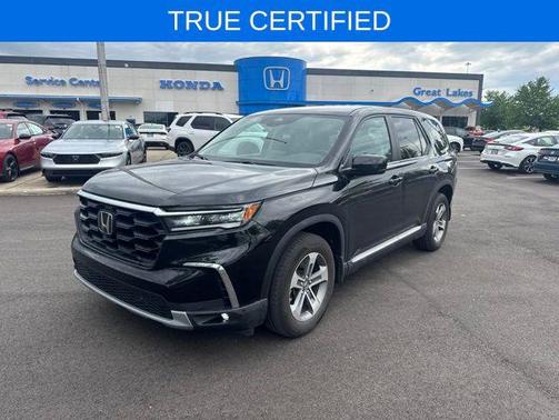 Crystal Black Pearl 2024 Honda Pilot EX-L 7 Passenger