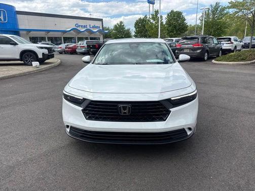 Platinum White Pearl 2024 Honda Accord EX
