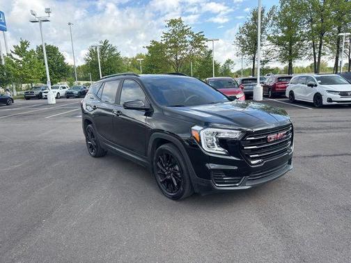 Ebony Twilight Metallic 2023 GMC Terrain SLE