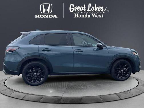 Nordic Forest Pearl 2024 Honda HR-V Sport