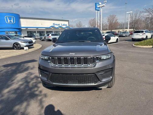 2024 Jeep Grand Cherokee Laredo