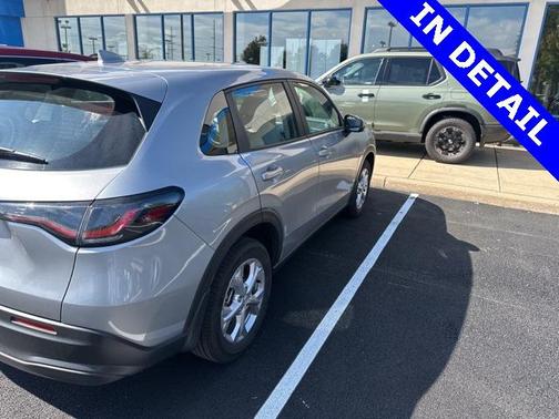 2023 Honda HR-V LX