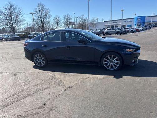 2025 Mazda Mazda3 FWD w/Preferred Package