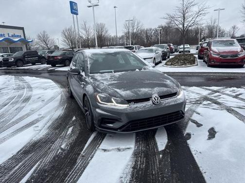 2018 Volkswagen Golf R 2.0T Manual