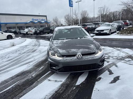 2018 Volkswagen Golf R 2.0T Manual