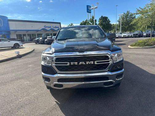 Diamond Black Crystal Pearlcoat 2023 RAM 1500 Big Horn/Lone Star