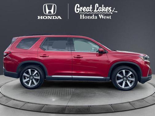 Radiant Red Metallic II 2025 Honda Pilot Touring 8-Passenger