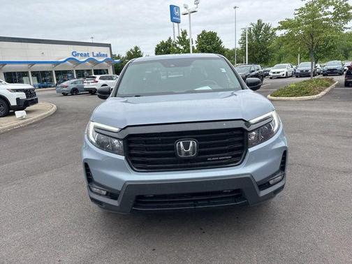 Sonic Gray Pearl 2023 Honda Ridgeline Black