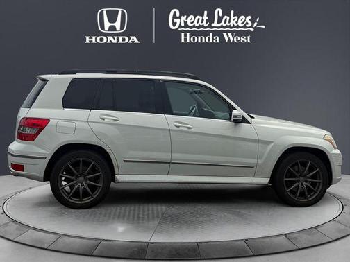 Arctic White 2010 Mercedes-Benz GLK-Class GLK 350 4MATIC
