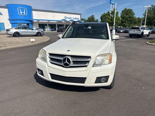 Arctic White 2010 Mercedes-Benz GLK-Class GLK 350 4MATIC