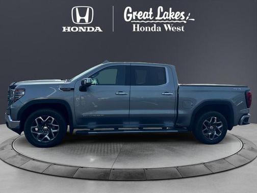 Sterling Metallic 2023 GMC Sierra 1500 SLT