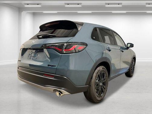 Misty Green Pearl 2027 Honda HR-V Sport