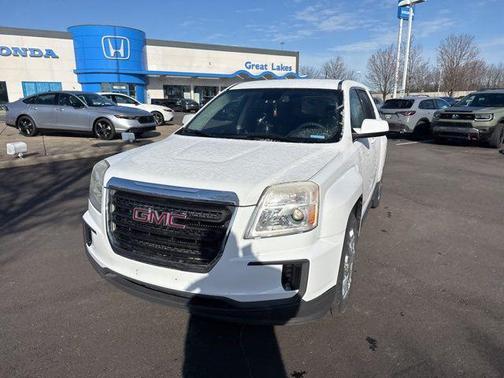 Summit White 2017 GMC Terrain SLE-1