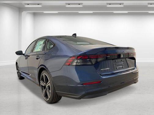 Canyon River Blue Metallic 2026 Honda Accord SE