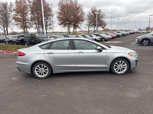 2020 Ford Fusion Hybrid SE