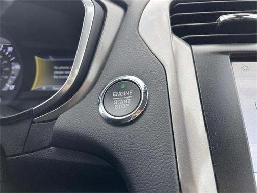 2020 Ford Fusion Hybrid SE