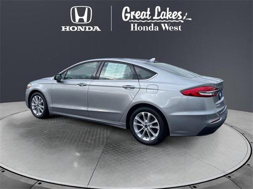 2020 Ford Fusion Hybrid SE