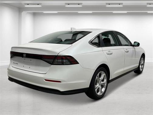 2025 Honda Accord LX 1.5T