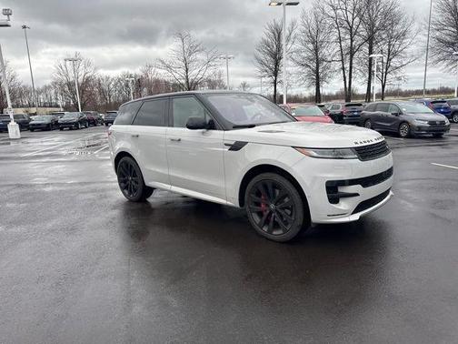 2023 Land Rover Range Rover Sport SE