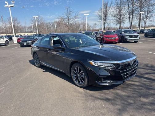 Crystal Black Pearl 2021 Honda Accord EX-L 1.5T