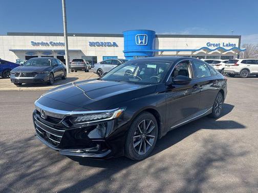 Crystal Black Pearl 2021 Honda Accord EX-L 1.5T