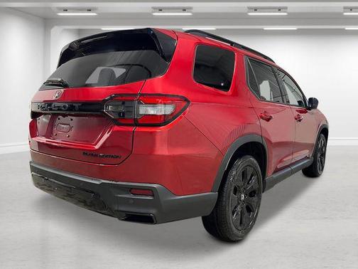 Radiant Red Metallic II 2026 Honda Pilot Black Edition