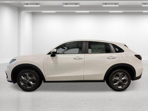 Platinum White Pearl 2026 Honda HR-V LX