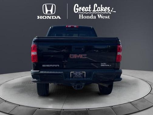 2017 GMC Sierra 2500 Denali
