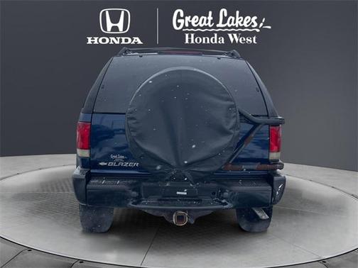 2002 Chevrolet Blazer LS