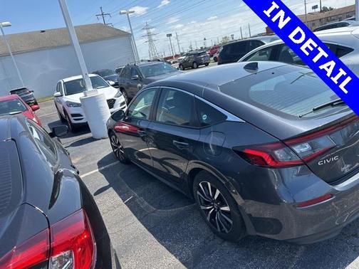 2022 Honda Civic EX-L