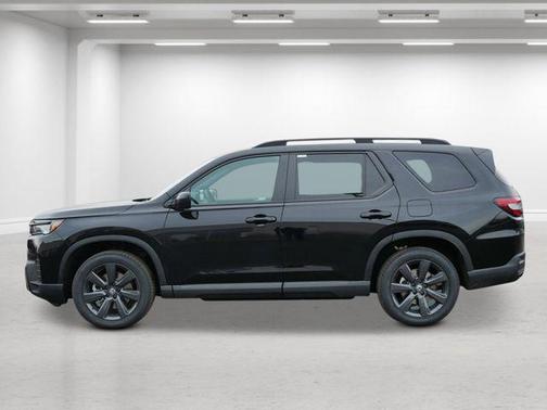 Crystal Black Pearl 2026 Honda Pilot Sport