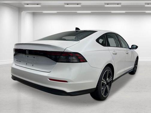 Platinum White Pearl 2026 Honda Accord SE