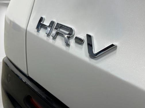 Platinum White Pearl 2026 Honda HR-V EX-L