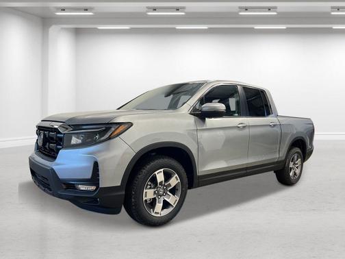 Solar Silver Metallic 2026 Honda Ridgeline RTL
