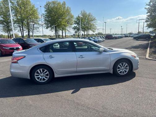 Brilliant Silver 2015 Nissan Altima 2.5 S