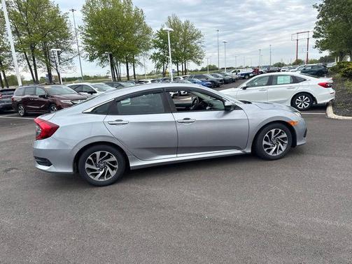 Lunar Silver Metallic 2018 Honda Civic EX