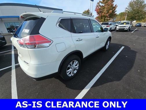 2016 Nissan Rogue SV