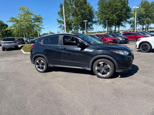 Crystal Black Pearl 2018 Honda HR-V EX-L w/Navigation