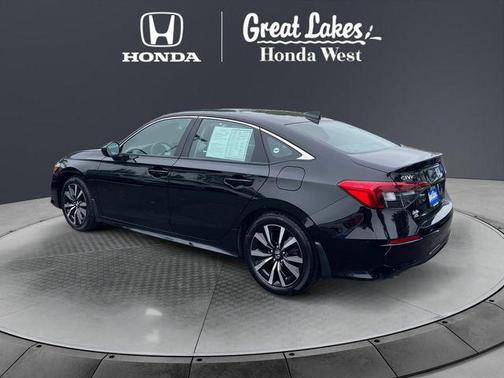 Crystal Black Pearl 2022 Honda Civic EX