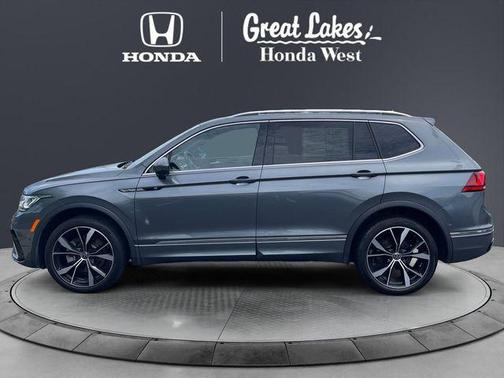 Platinum Gray Metallic 2024 Volkswagen Tiguan 2.0T SEL R-Line 4MOTION