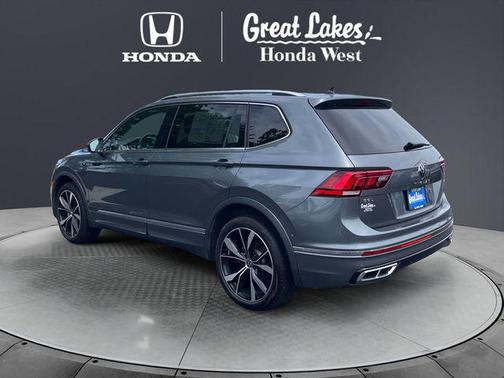 Platinum Gray Metallic 2024 Volkswagen Tiguan 2.0T SEL R-Line 4MOTION